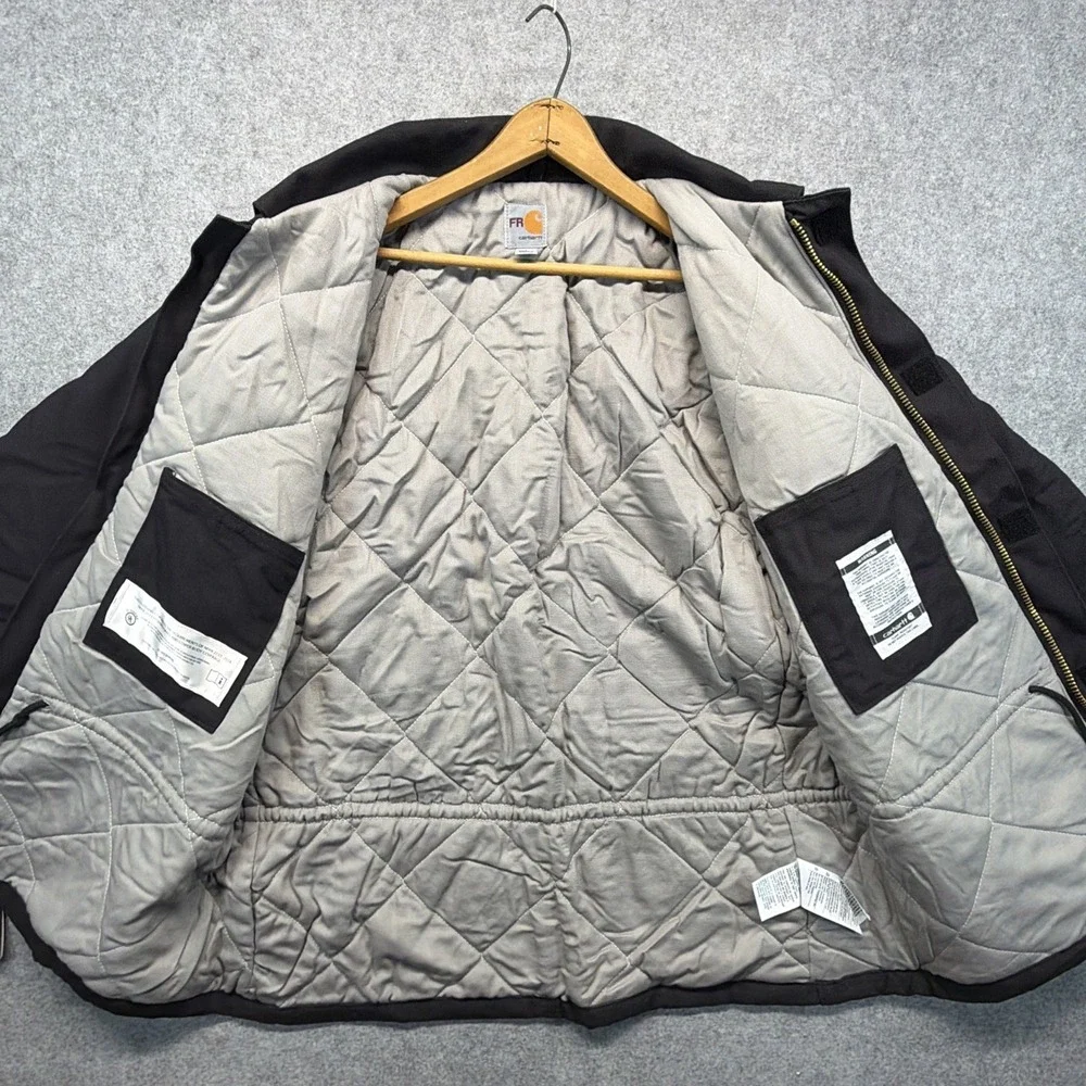Carhartt 101618 FR Flame Resistant Duck Traditional Coat Quilt Lined Large NWT